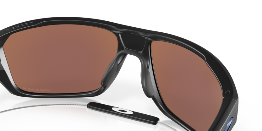 Päikeseprillid OAKLEY Split Shot Matte Black Prizm Deep Water Polarized