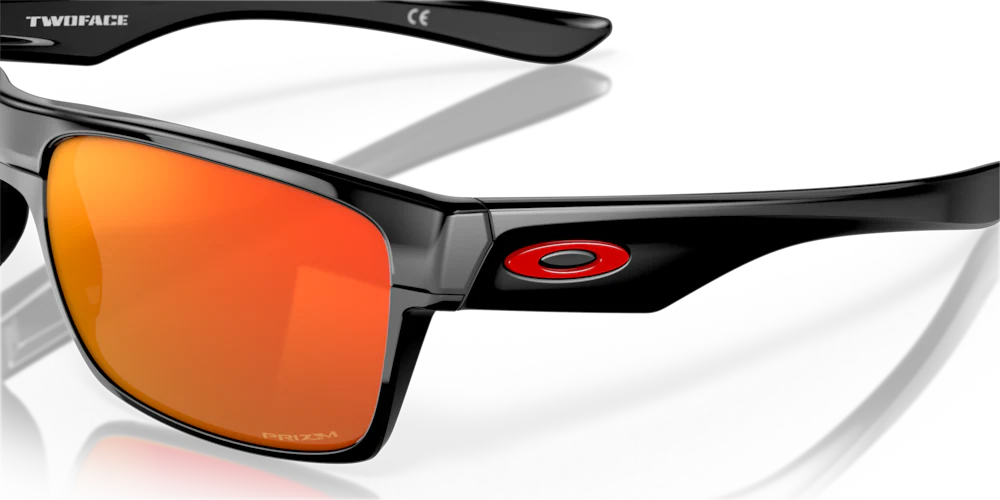 Päikeseprillid OAKLEY Twoface Pоlіѕhеd Вlасk Рrіzm Rubу