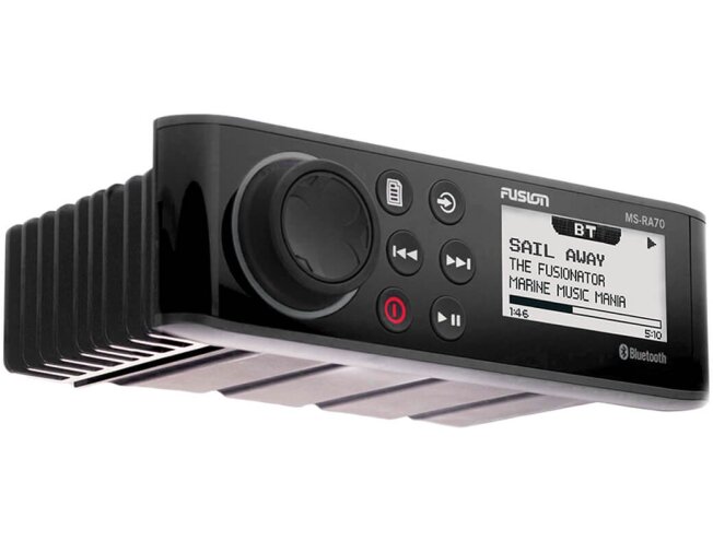 Fusion MS-RA70 laevaraadio Bluetoothiga