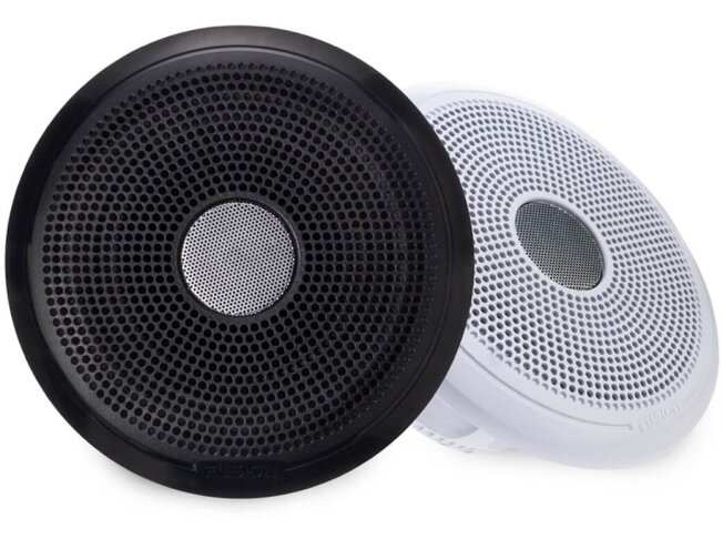 Fusion XS seeria niiskuskindlad k&otilde;larid 7,7" tollised, 240W klassikalised k&otilde;larid (paar)